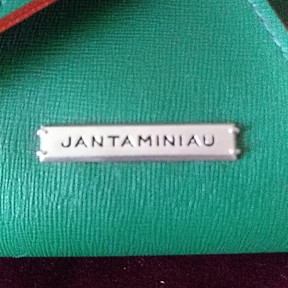 Jantaminiau, wrist clutch - Picture 3 of 3